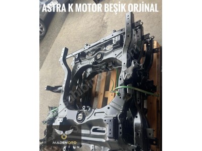 Opel Astra K Motor Beşiği