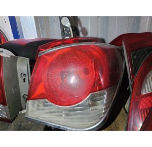 Cruze çıkma sağ stop camı