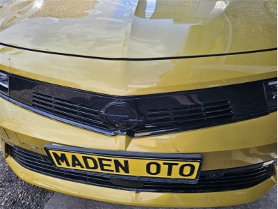 Opel Astra L çıkma ön panjur