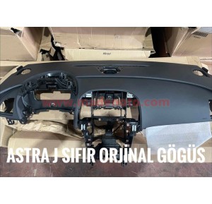 Opel Astra J Sıfır Göğüs
