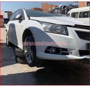 Chevrolet Cruze Sağ Far